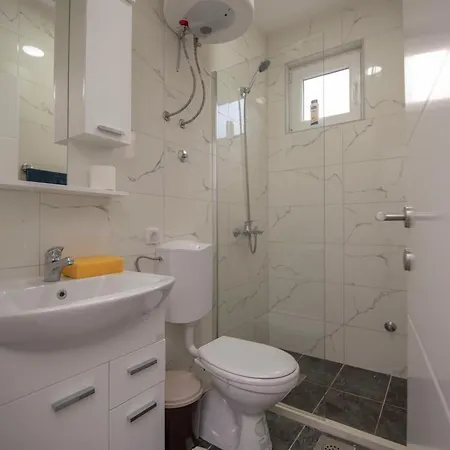 Lara Apartment